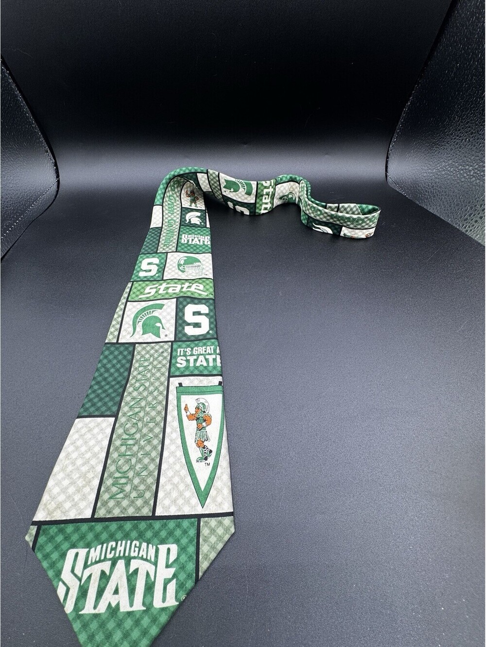 Michigan State Spartans 100% Silk Necktie MSU Green White Eagle Korea